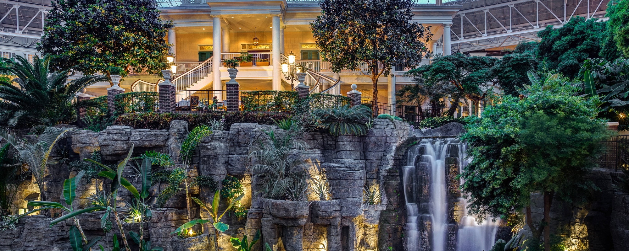 Luxury Hotels in Nashville | Gaylord Opryland Resort & Convention Center