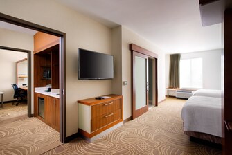 Two-Bedroom Burbank Hotel Suite 