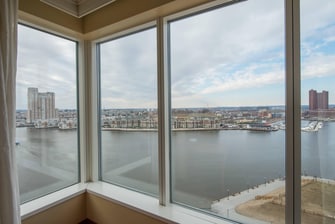 Baltimore hotel Inner Harbor view