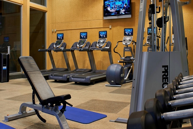 Columbia hotels with fitness center