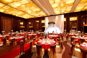 「Grand Ballroom」の結婚披露宴用丸テーブル