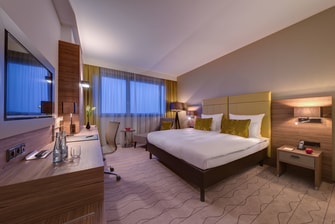 Bonn Marriott World Conference Hotel – Deluxe Zimmer