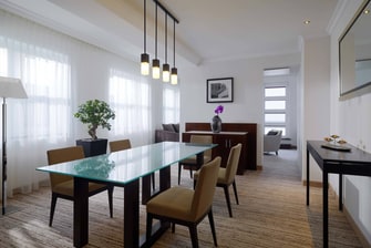 Dom Suite – Dining Room