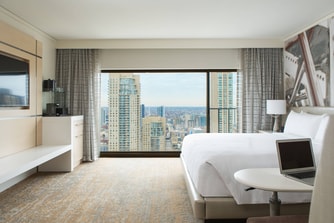 Magnificent Mile Guest room