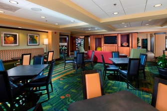 Charleston Airport Hotel Breakfast Seating Area