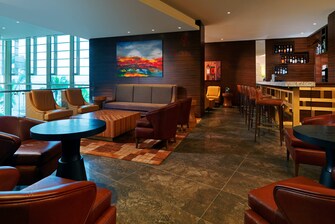 O2 Lounge Lobby Bar