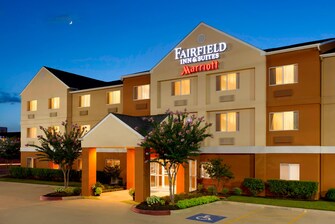 Bryan Fairfield Inn & Suites