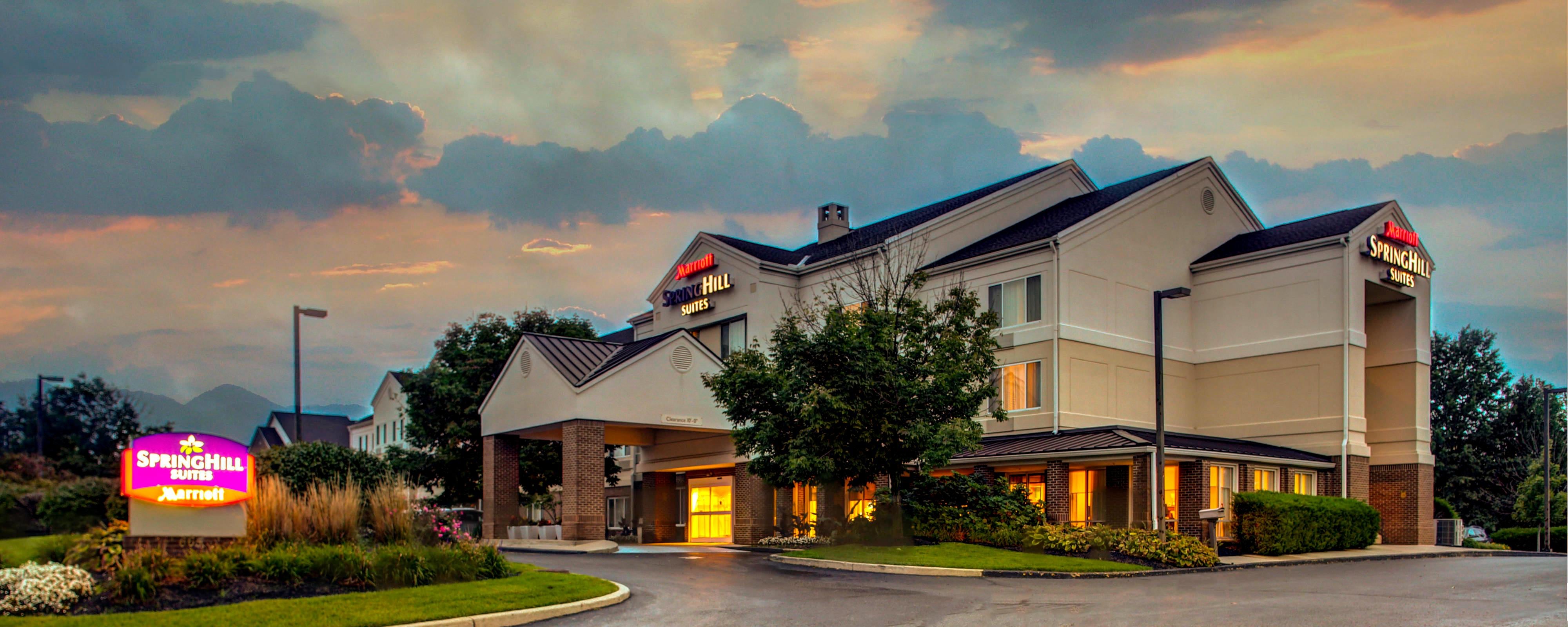 columbus ohio airport hotels with free shuttle