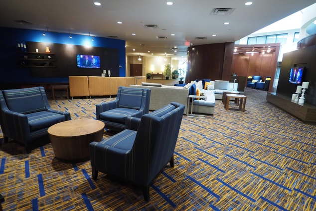 Hilliard Ohio hotel lobby seating