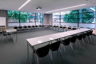 Sala de reuniones 17  – Disposición en forma de U