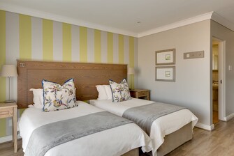 Standard Guest Room - Twin