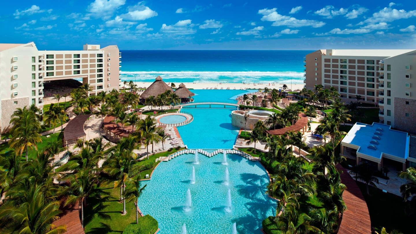 cancun round trip all inclusive