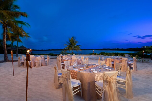 Lagoon Beach - banquete