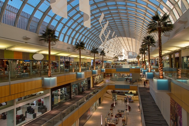 Le Meridien Dallas Galleria Mall Attractions