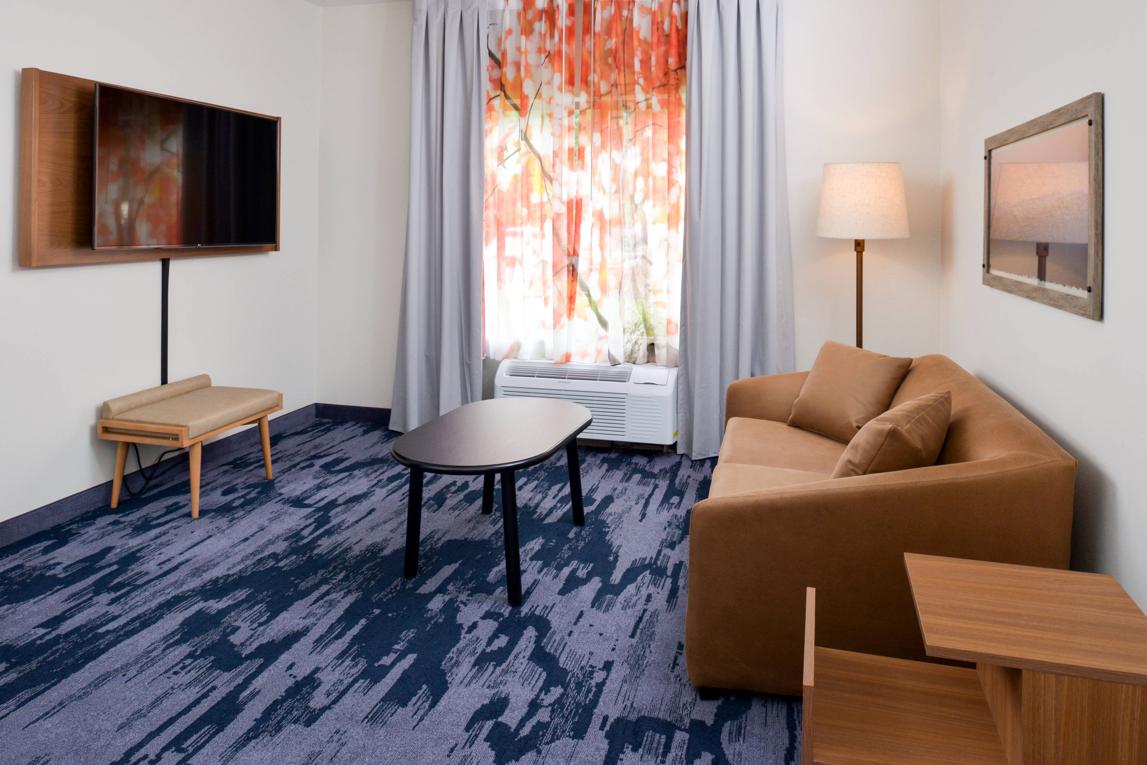 Fairfield by Marriott Inn & Suites Arlington Near Six Flags