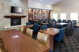TownePlace Suites Arlington Dining
