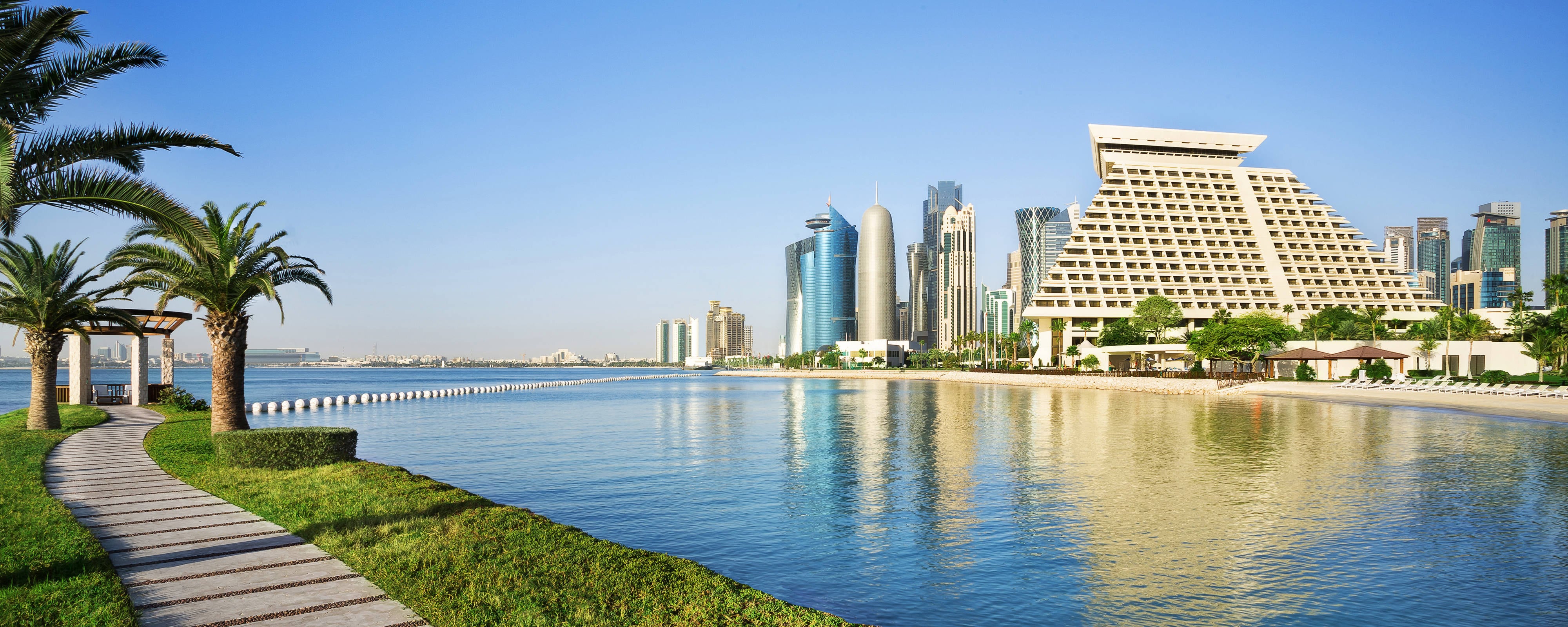 Doha Hotel Deals | Sheraton Grand Doha Resort & Convention Hotel