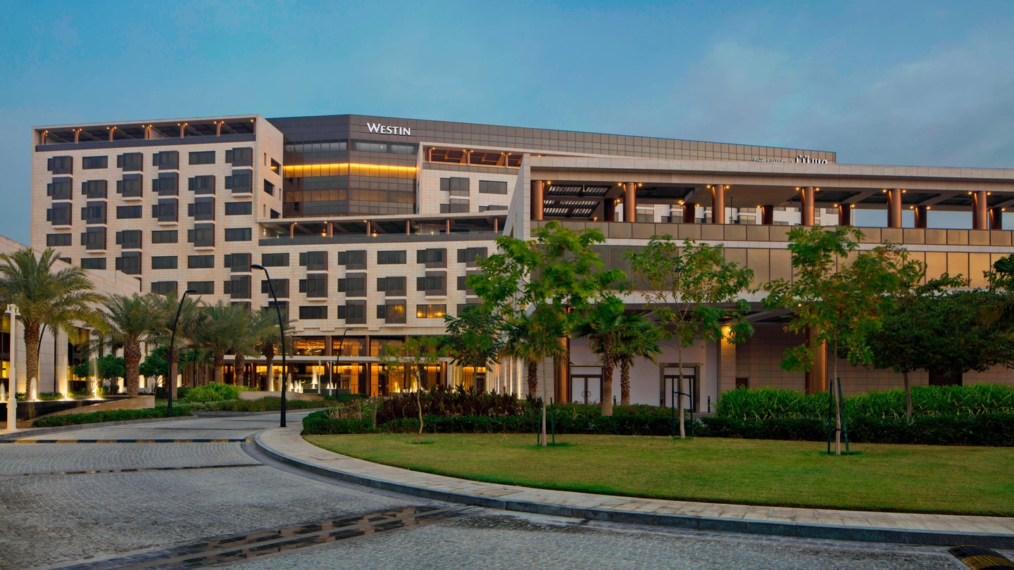 The Westin Doha Hotel & Spa is an oasis of serenity in the heart of a rapidly growing metropolis. From elaborate entrances, bold walkways, lavish villas, to the meandering lazy river, the juxtaposition of serenity within the electric urban pull of Doha is a concept never seen before in the country.