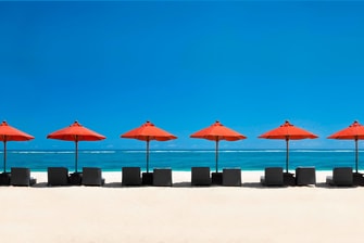 Пляж курорта The St. Regis Bali Resort