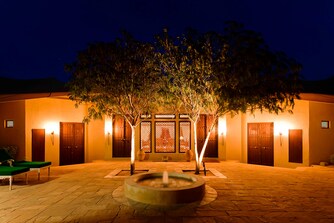 Emirates Suite - courtyard