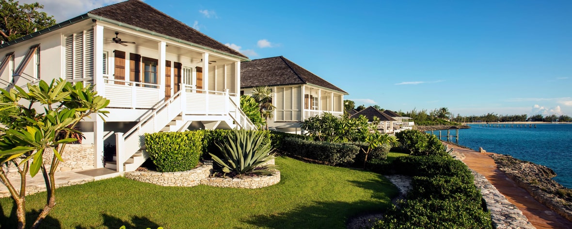 One-Bedroom Premium Oceanfront Villa at French Leave Resort