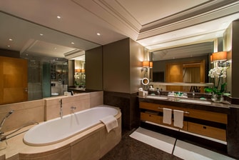 Baño de suite ejecutiva en hotel de Ankara