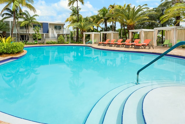 Fairfield Inn & Suites Key West at The Keys Collection - outdoor pool
