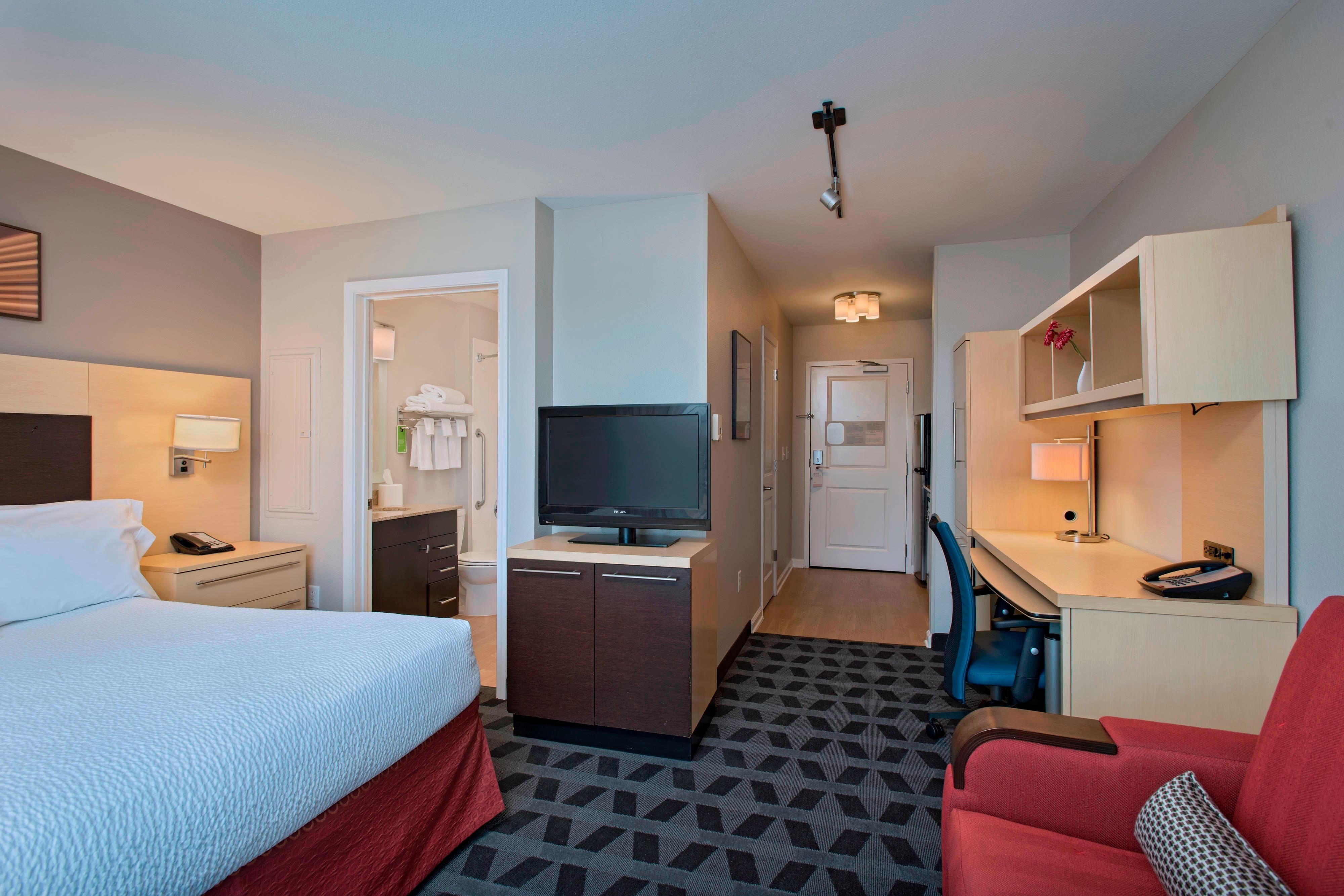 Hotel Rooms & Amenities TownePlace Suites Fayetteville