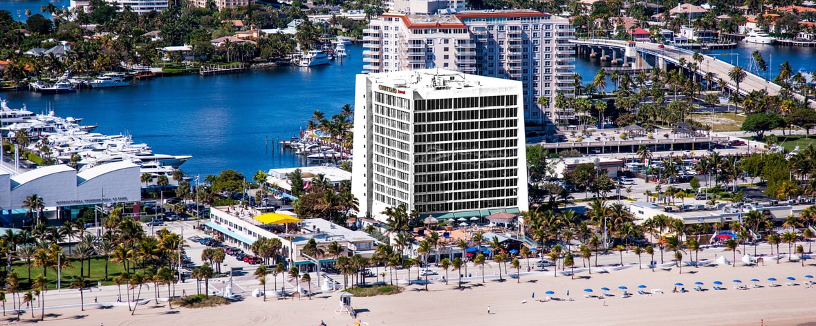 Hotel Courtyard Fort Lauderdale Beach frente al mar
