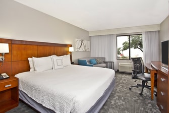 King Guest Room - Gulfport Beachfront