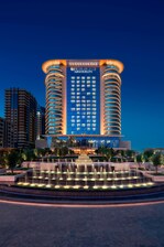 Fachada del hotel Abshern de Bakú