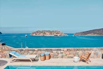 Suite Island Luxury con vista al mar y piscina privada con temperatura regulada