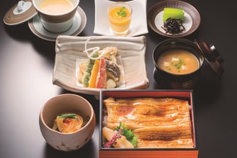 日本料理「雅庭」