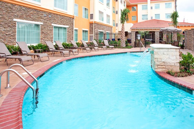 West Houston Hotel Pool 