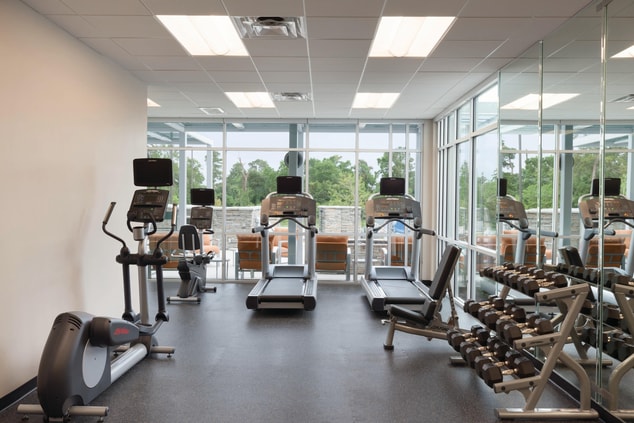 Houston hotel with Fitness Center
