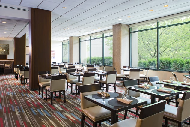 Dulles Marriott Suites Dining