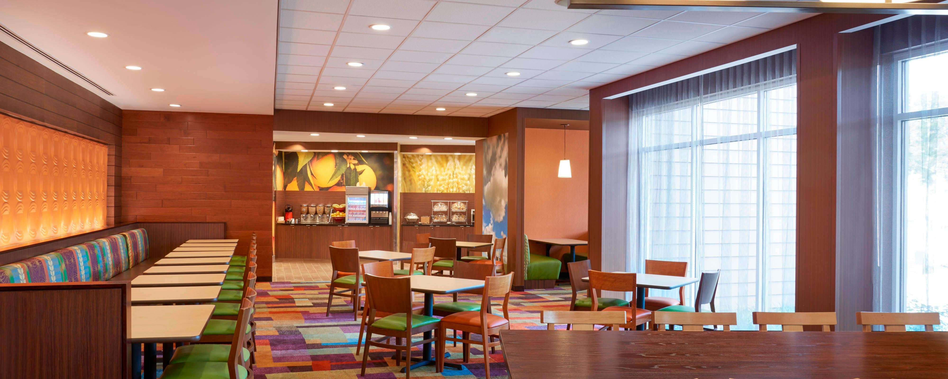Niagara Falls Hotel with Free Breakfast Included Fairfield Inn