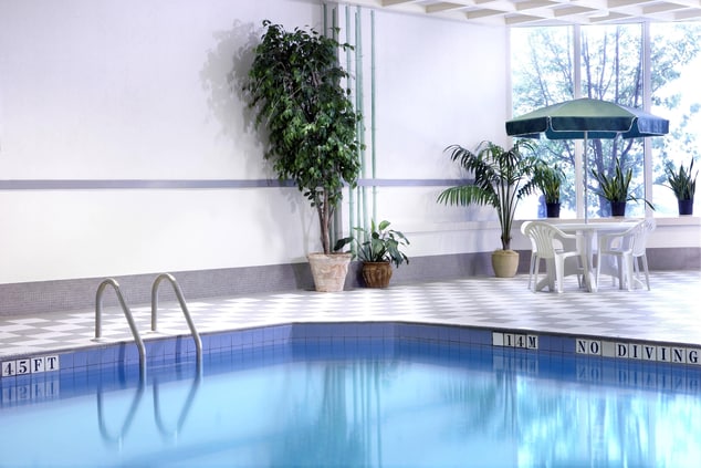 Fallsview hotel indoor pool