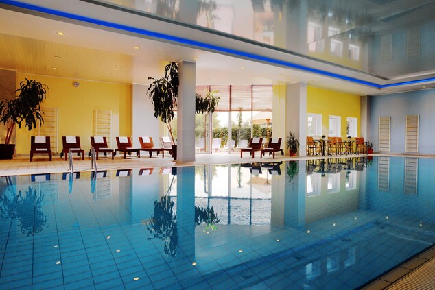 Samara Hotel with Swimming Pool