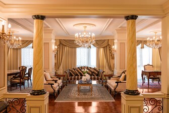 Presidential Suite Salon