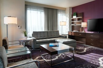 Executive Suite – Living Area
