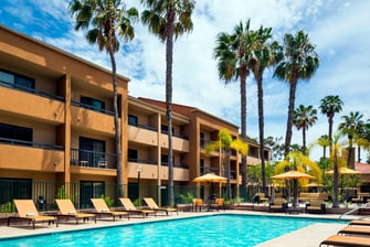 Hotel With Pool Torrance