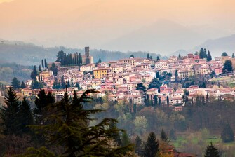 Renaissance Tuscany – Vista di Barga