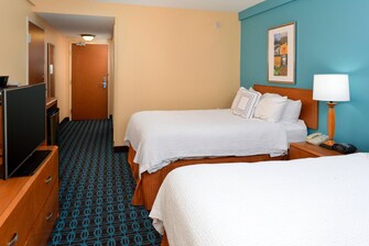 Fairfield Inn & Suites Georgetown Guest Room
