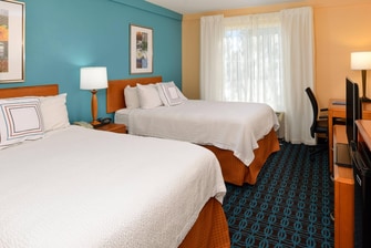 Fairfield Inn & Suites Georgetown Guestroom