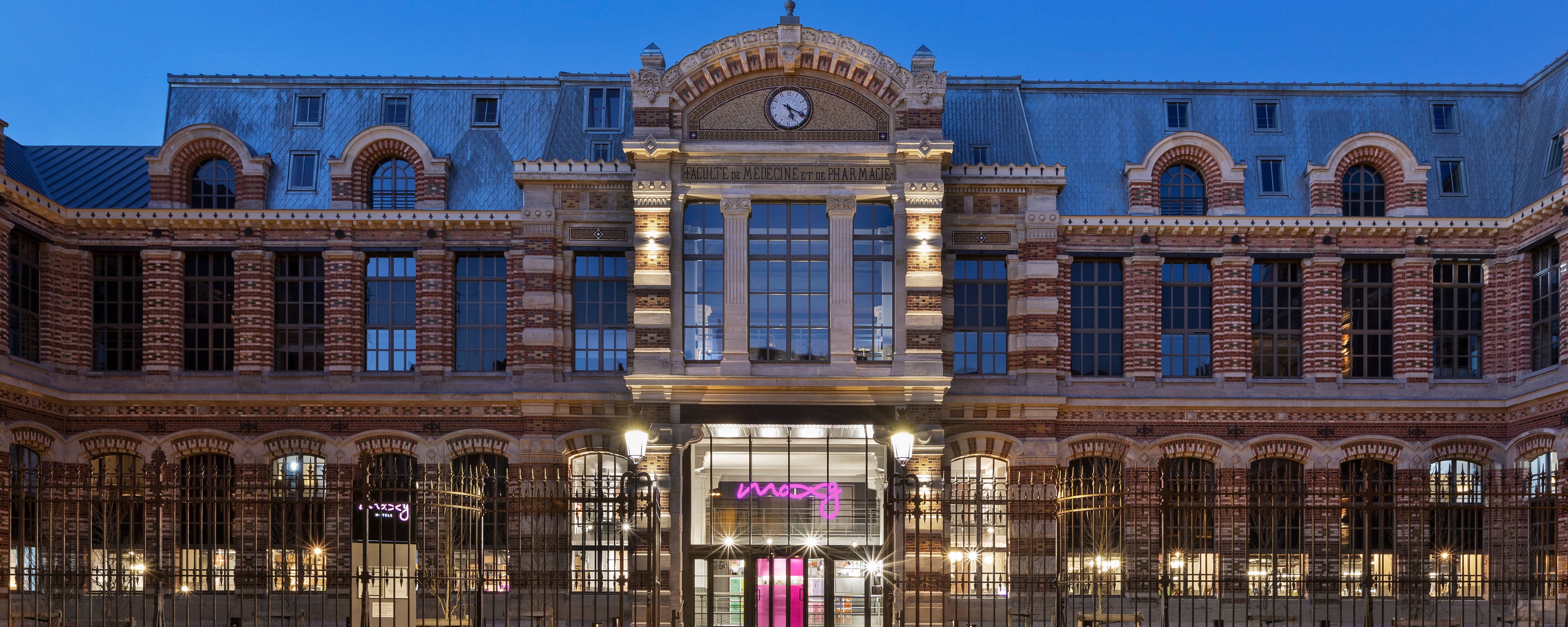 Lille Hotel Reviews | Moxy Lille City