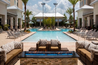 SpringHill Suites Orlando at FLAMINGO CROSSINGS® Town Center/Western Entrance