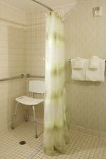 Behindertengerechtes Bad – Dusche