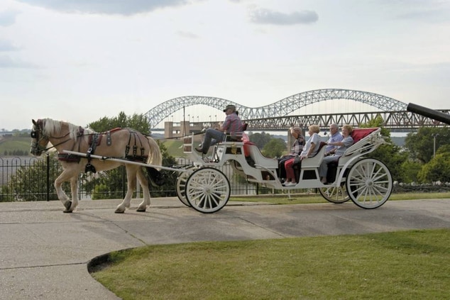 Downtown Memphis – Carriage Ride