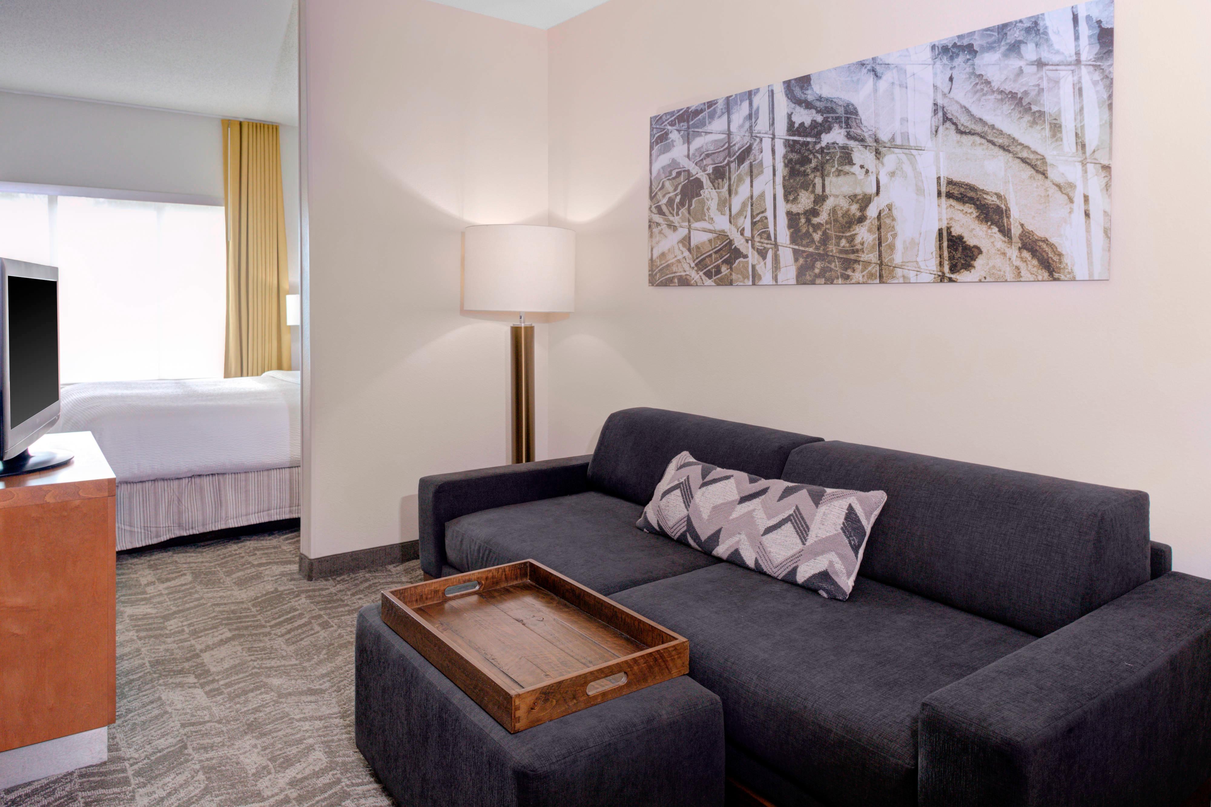 Memphis Hotels | Hotels near Wolfchase Mall | SpringHill Suites Memphis East